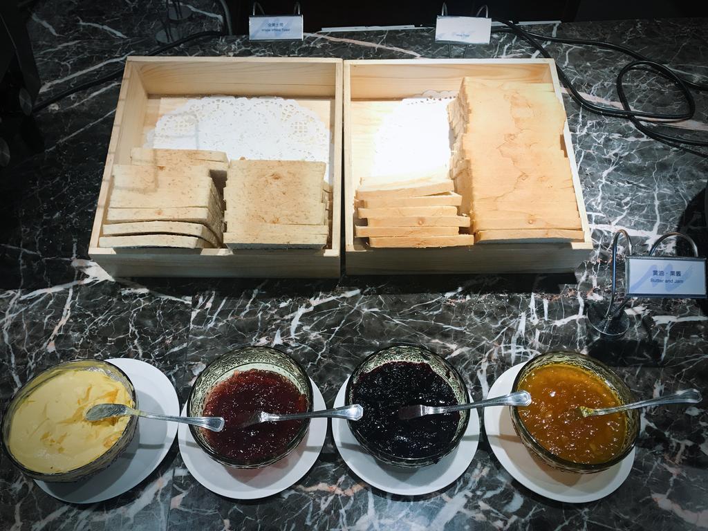 Chongqing Liyuan Hotel Екстер'єр фото