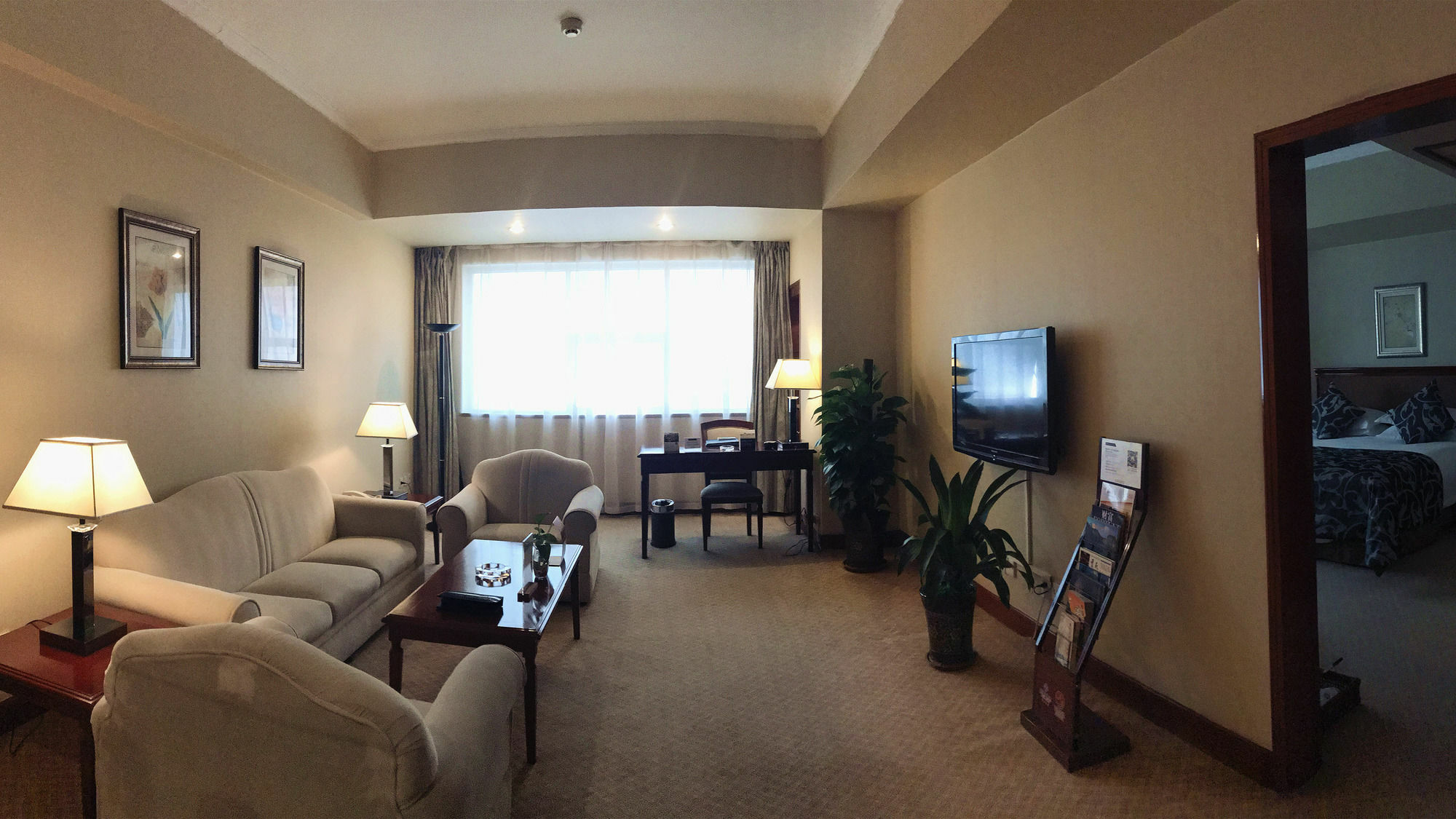 Chongqing Liyuan Hotel Екстер'єр фото