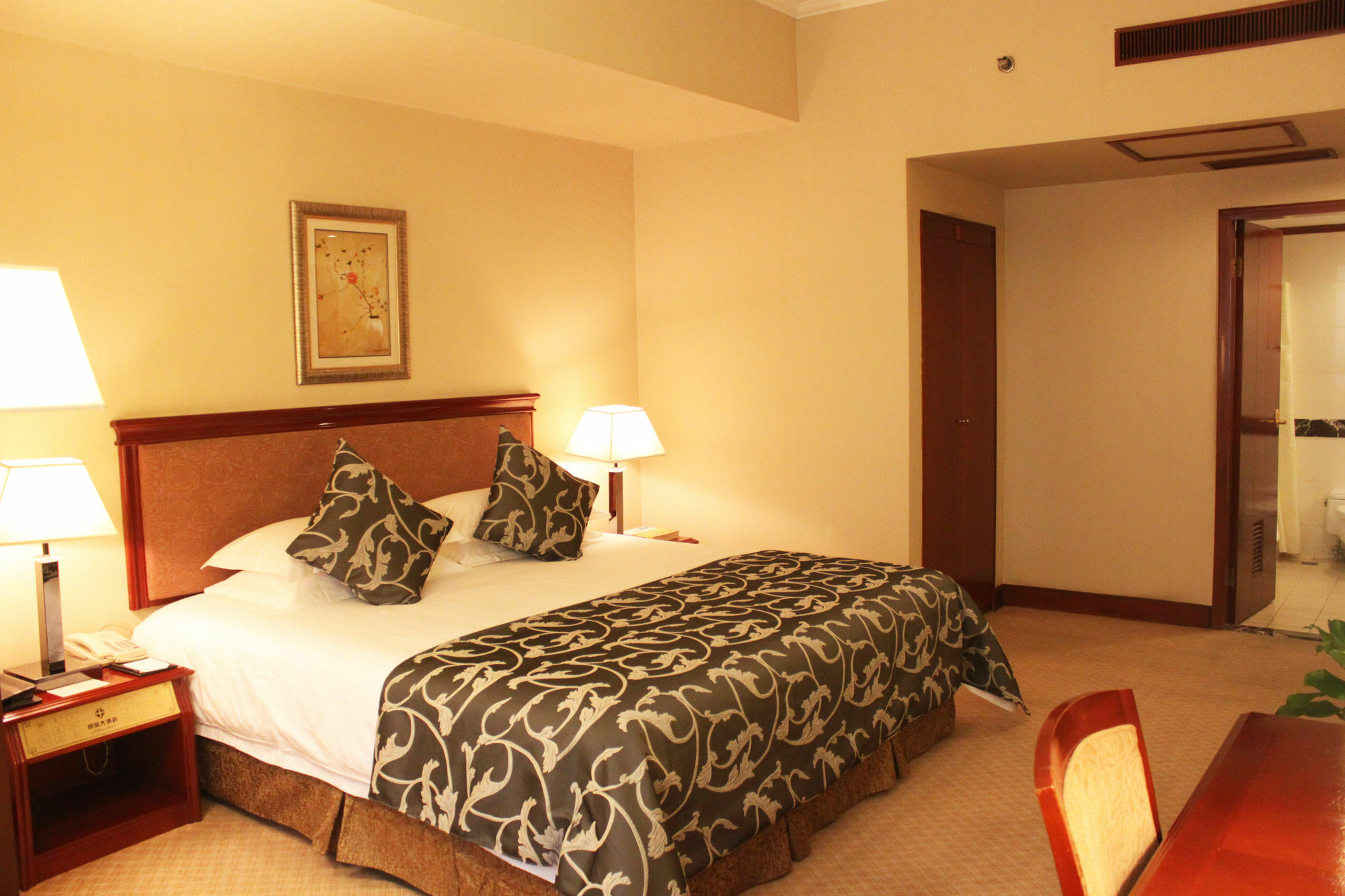 Chongqing Liyuan Hotel Екстер'єр фото